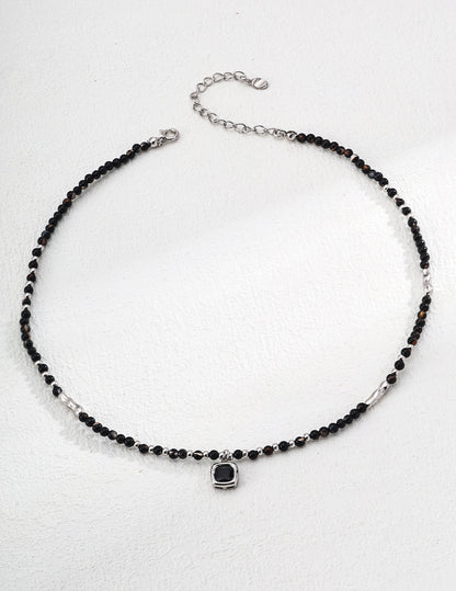 Collier rond en argent S925 avec agate noire brillante
